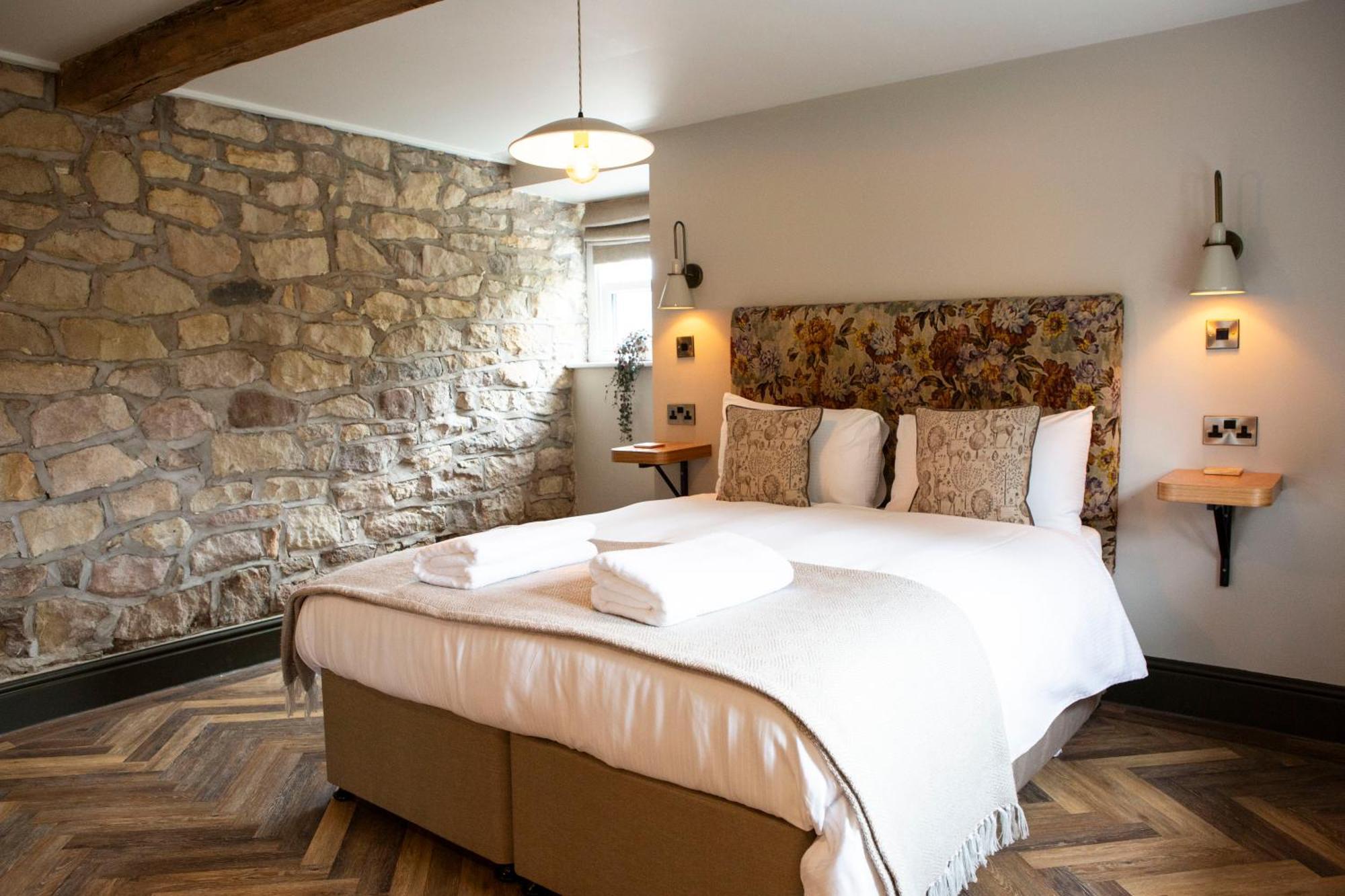 Square & Compass Hotel Two Dales Ngoại thất bức ảnh