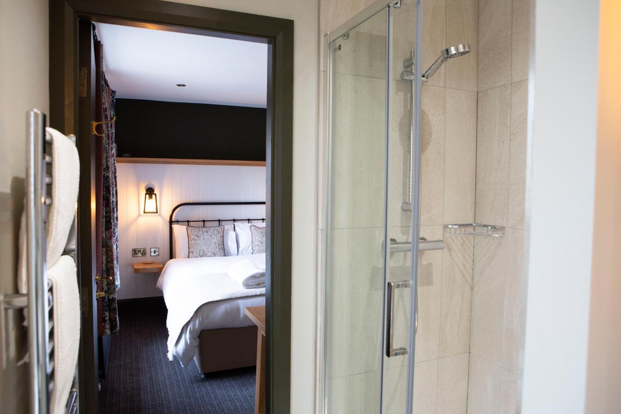 Square & Compass Hotel Two Dales Ngoại thất bức ảnh
