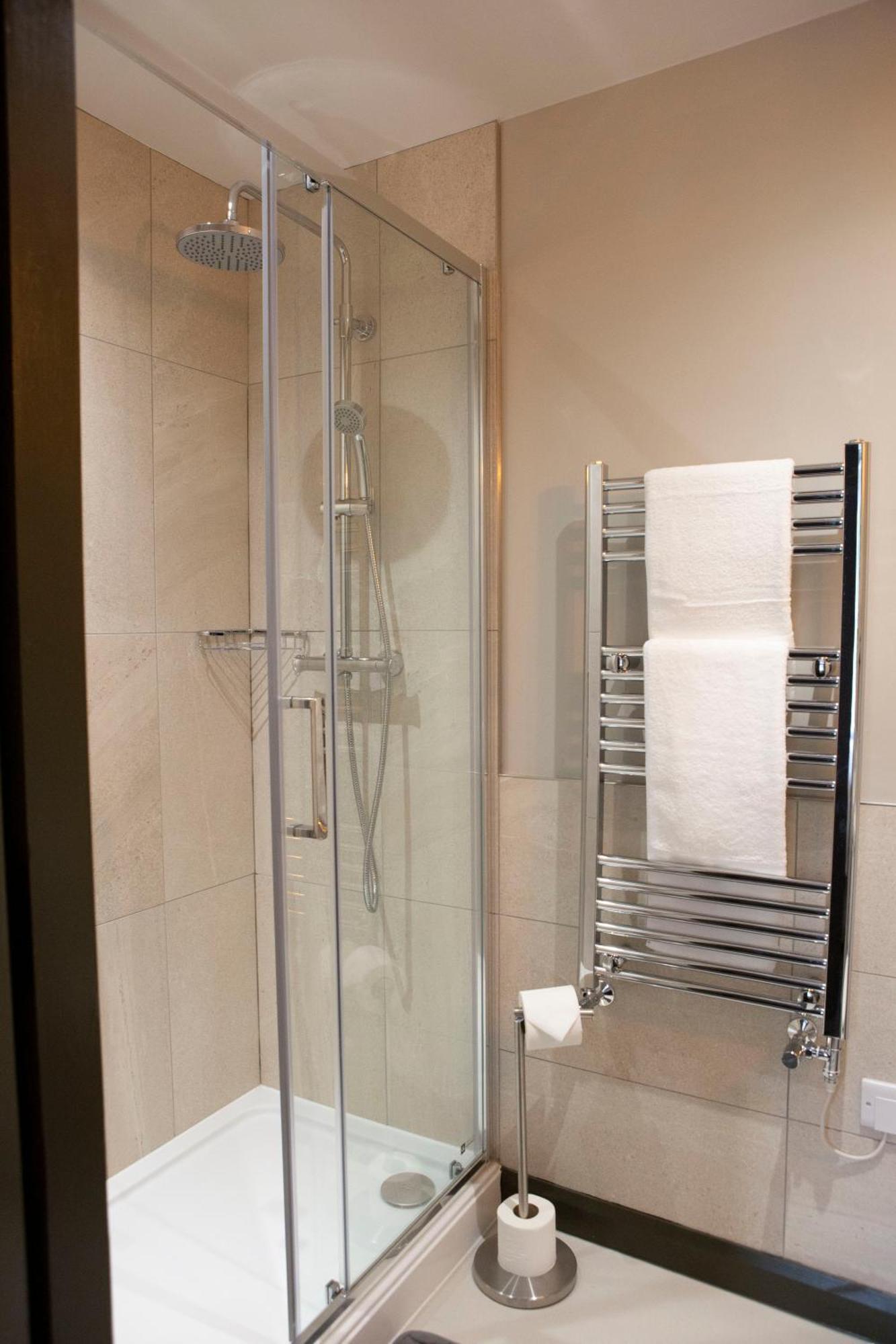Square & Compass Hotel Two Dales Ngoại thất bức ảnh
