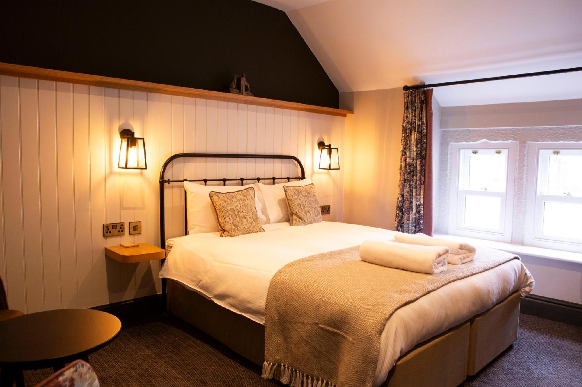 Square & Compass Hotel Two Dales Ngoại thất bức ảnh