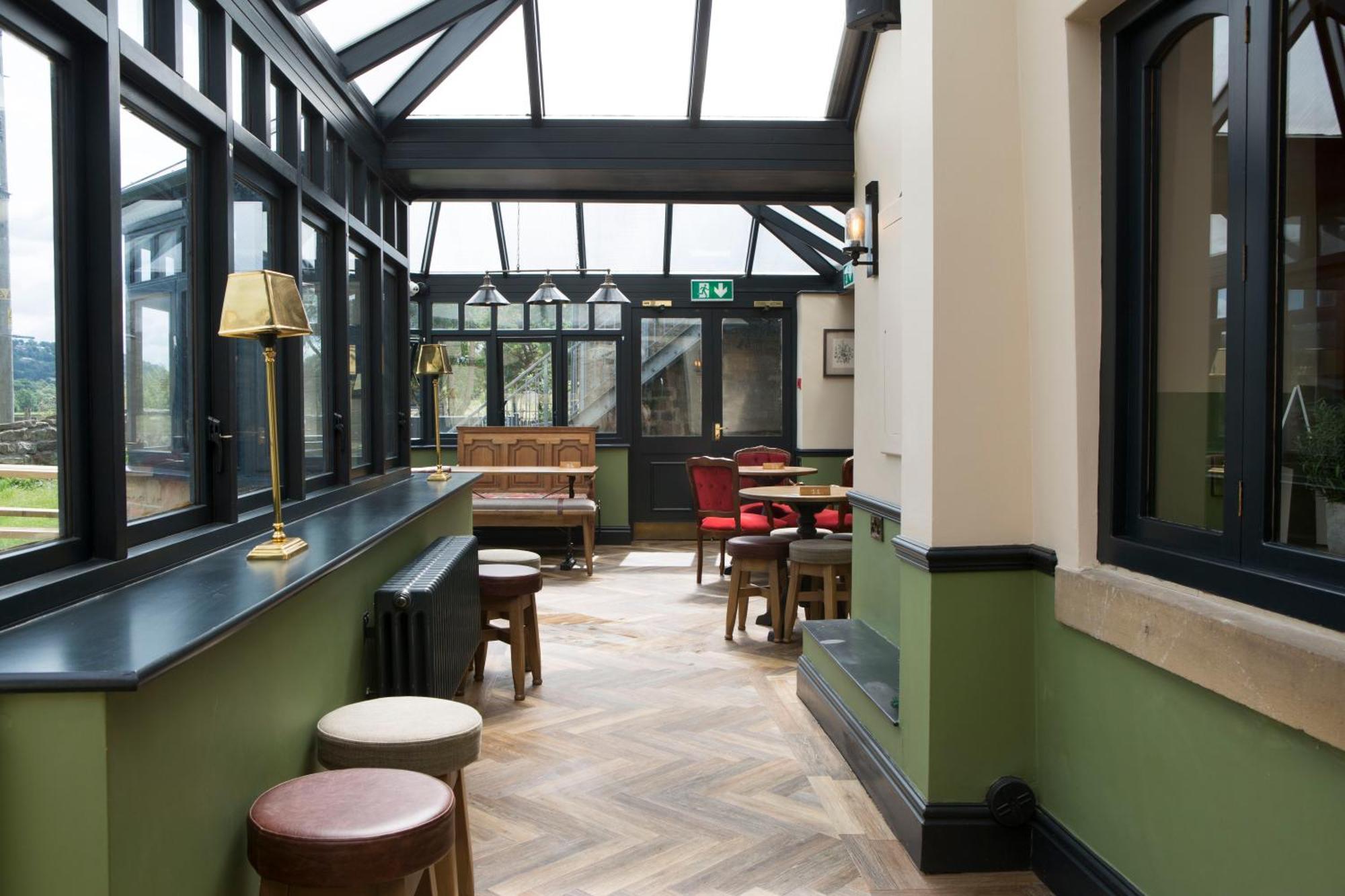 Square & Compass Hotel Two Dales Ngoại thất bức ảnh